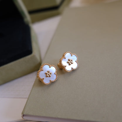 [Radiant Gem]¯LUCKY PINK GOLD WHITE MOP EARRINGS