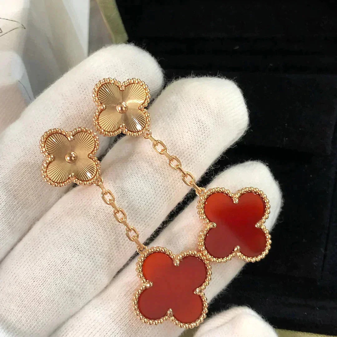 [Radiant Gem]¯CLOVER 2 MOTIF  LASER CARNELIAN EARRINGS