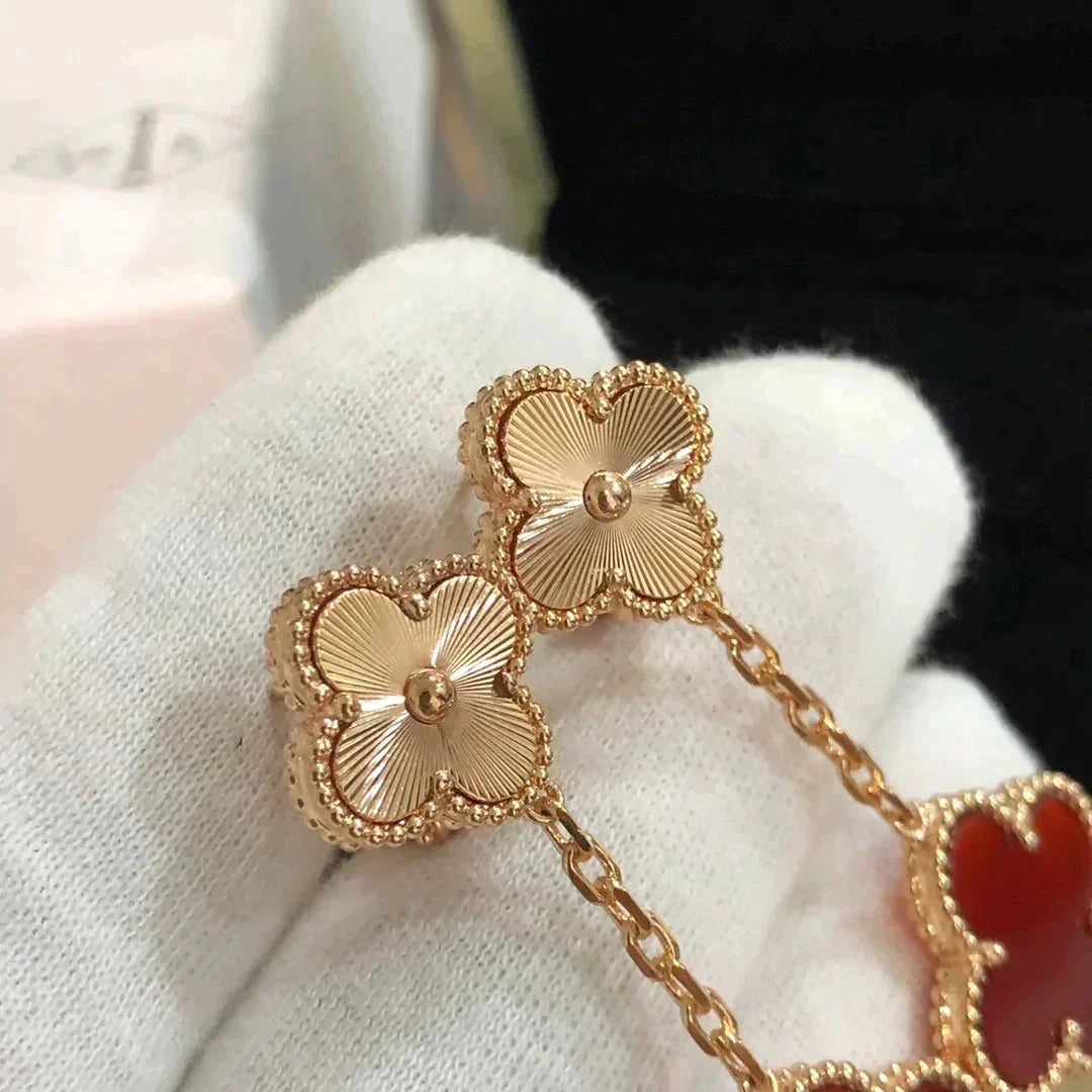 [Radiant Gem]¯CLOVER 2 MOTIF  LASER CARNELIAN EARRINGS