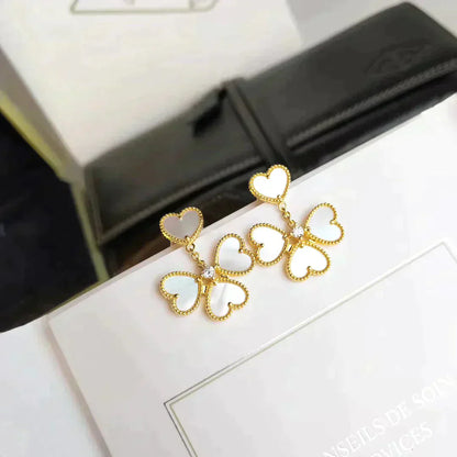 [Radiant Gem]¯CLOVER SWEET WHITE MOP EARRINGS