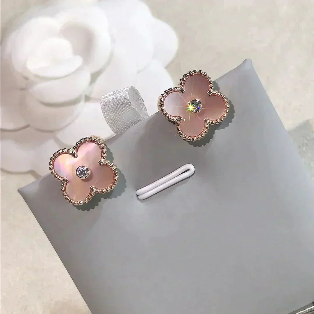 [Radiant Gem]¯CLOVER MEDIUM 1 MOTIFS  PINK MOP DIAMOND EARRINGS