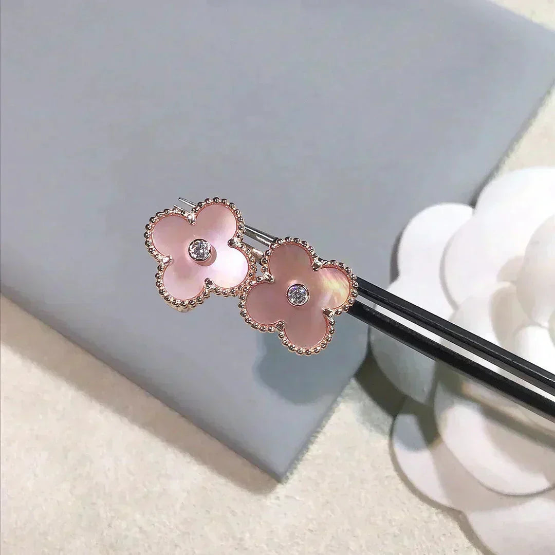 [Radiant Gem]¯CLOVER MEDIUM 1 MOTIFS  PINK MOP DIAMOND EARRINGS