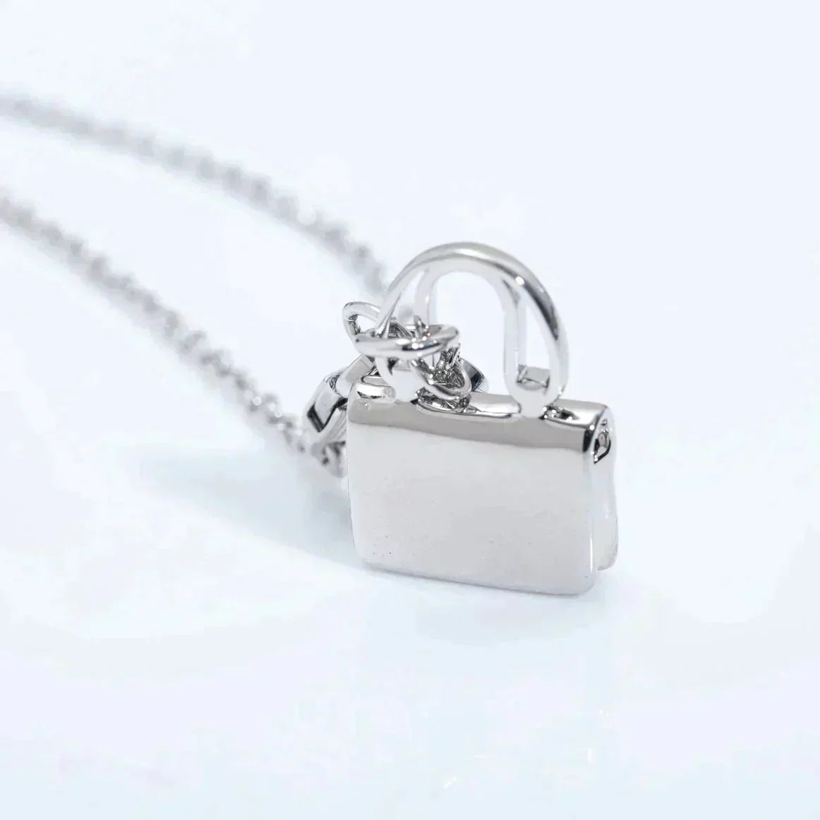 [Radiant Gem]¯AMULETTE PEDANT SILVER NECKLACE