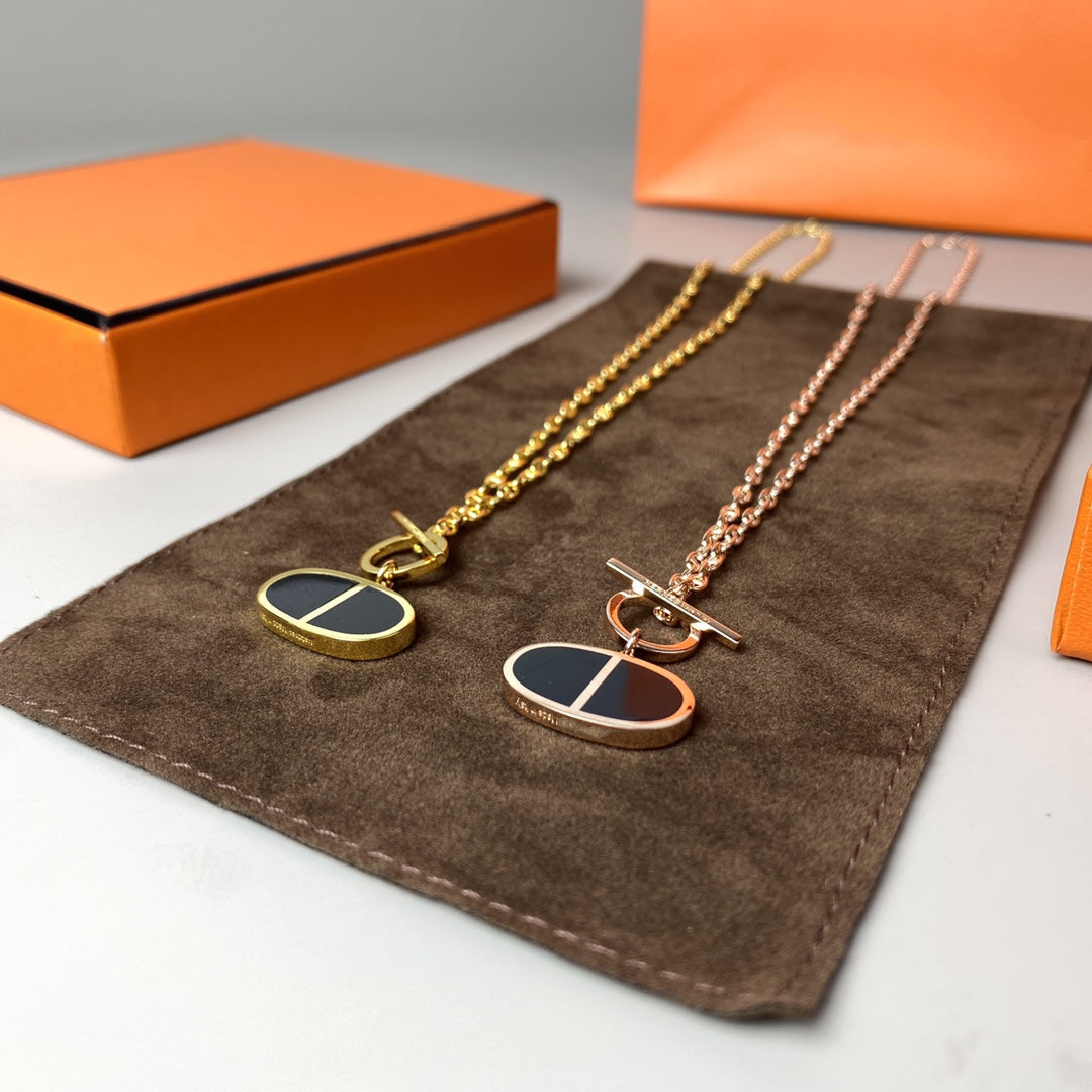 [Radiant Gem]¯CHAINE VERSO BLACK CERAMIC NECKLACE