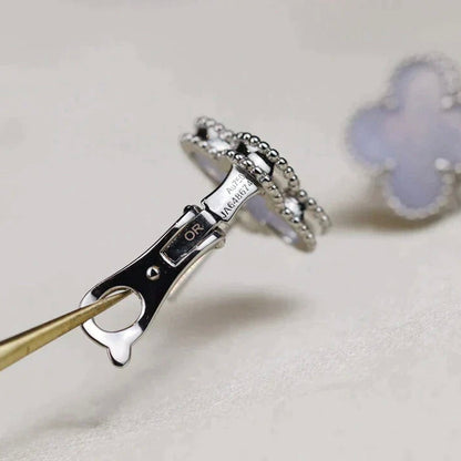 [Radiant Gem]¯CLOVER MEDIUM 1 MOTIFS  WHITE MOP EARRINGS SILVER