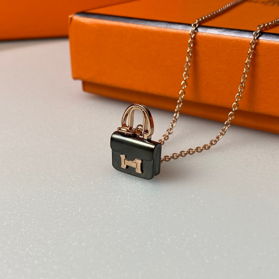 [Radiant Gem]¯CONSTANCE BLACK PEDANT PINK GOLD NECKLACE