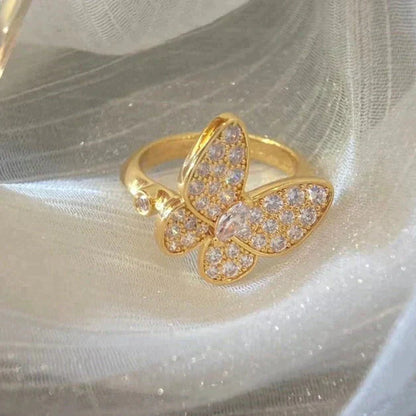 [Radiant Gem]¯BUTTERFLY DIAMOND RING