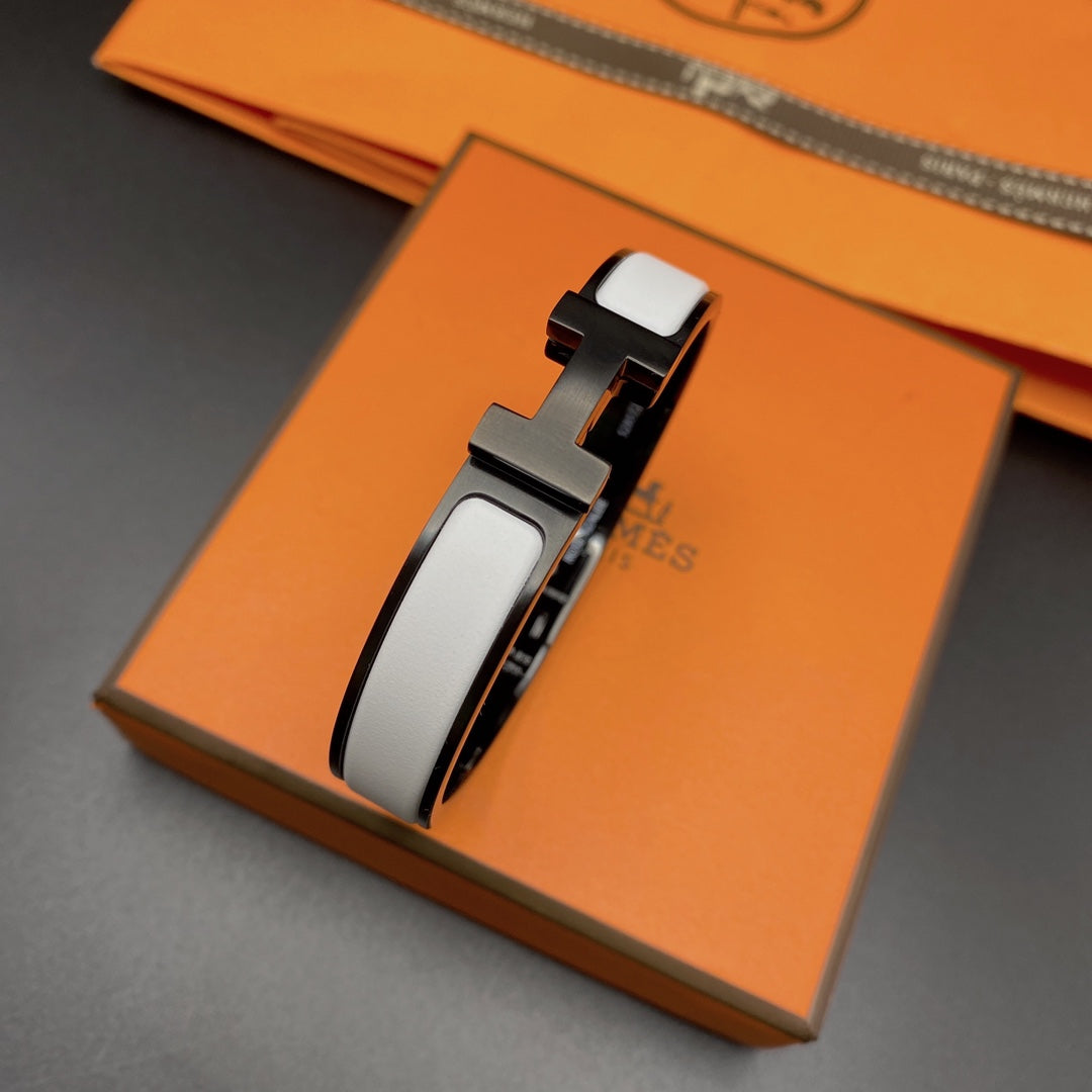 [Radiant Gem]¯H BRACELET 12MM BLACK WHITE CERAMIC