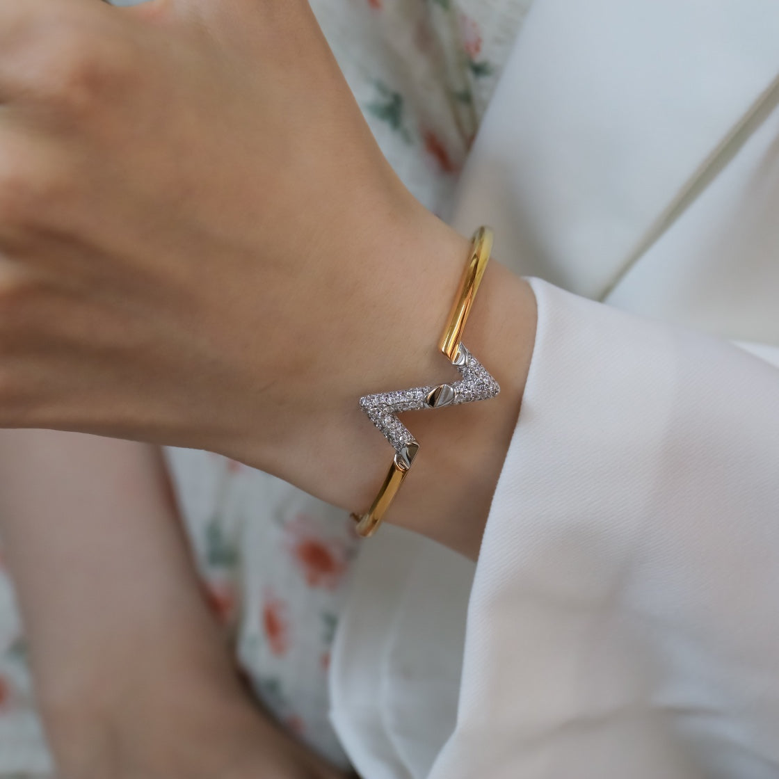 [Radiant Gem]¯VOLTE UPSITE DOWN GOLD DIAMOND BRACELET