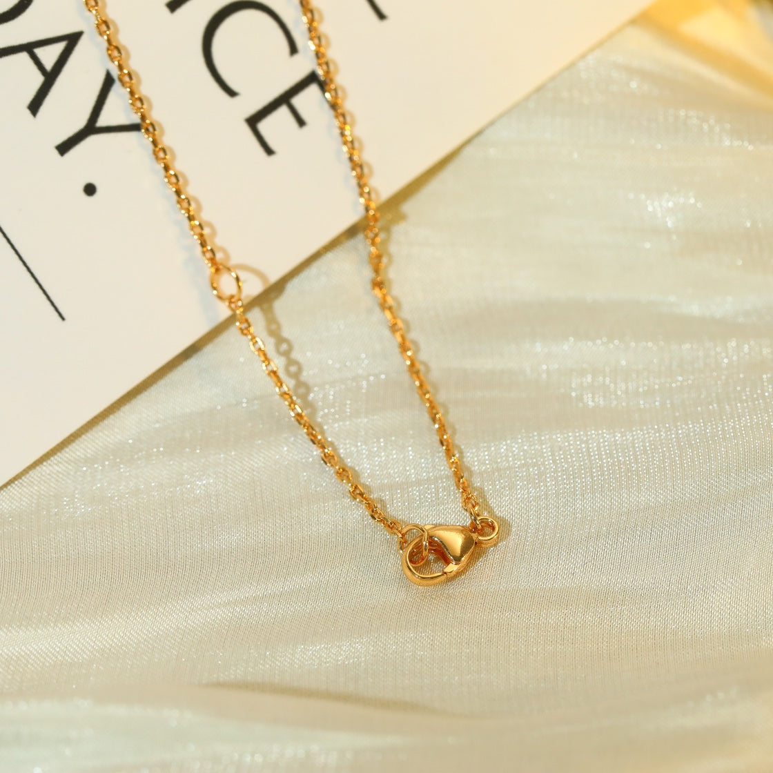 [Radiant Gem]¯VOLT SILVER DIAMOND PEDANT NECKLACE