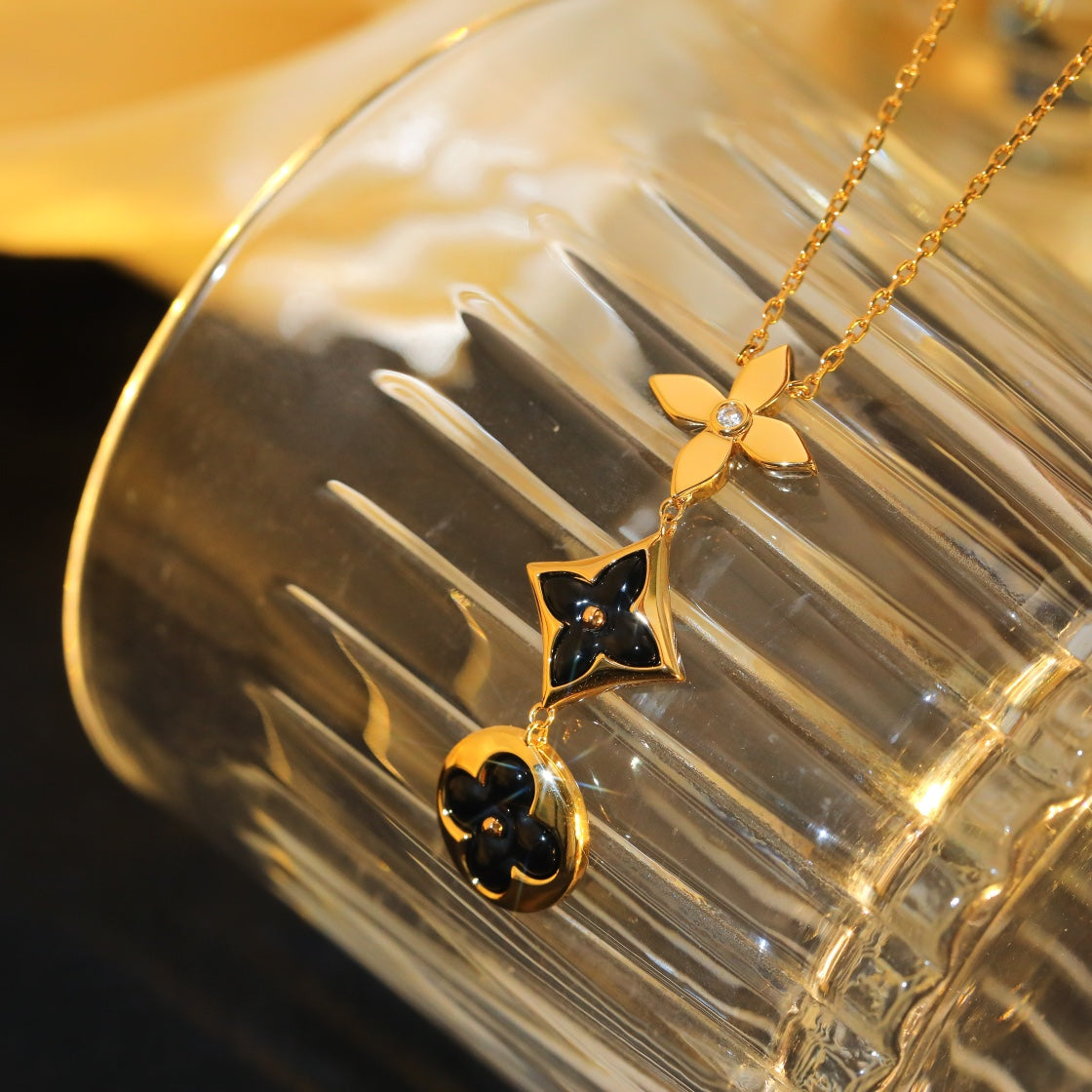 [Radiant Gem]¯STAR AND SUN ONYX PINK GOLD NECKLACE