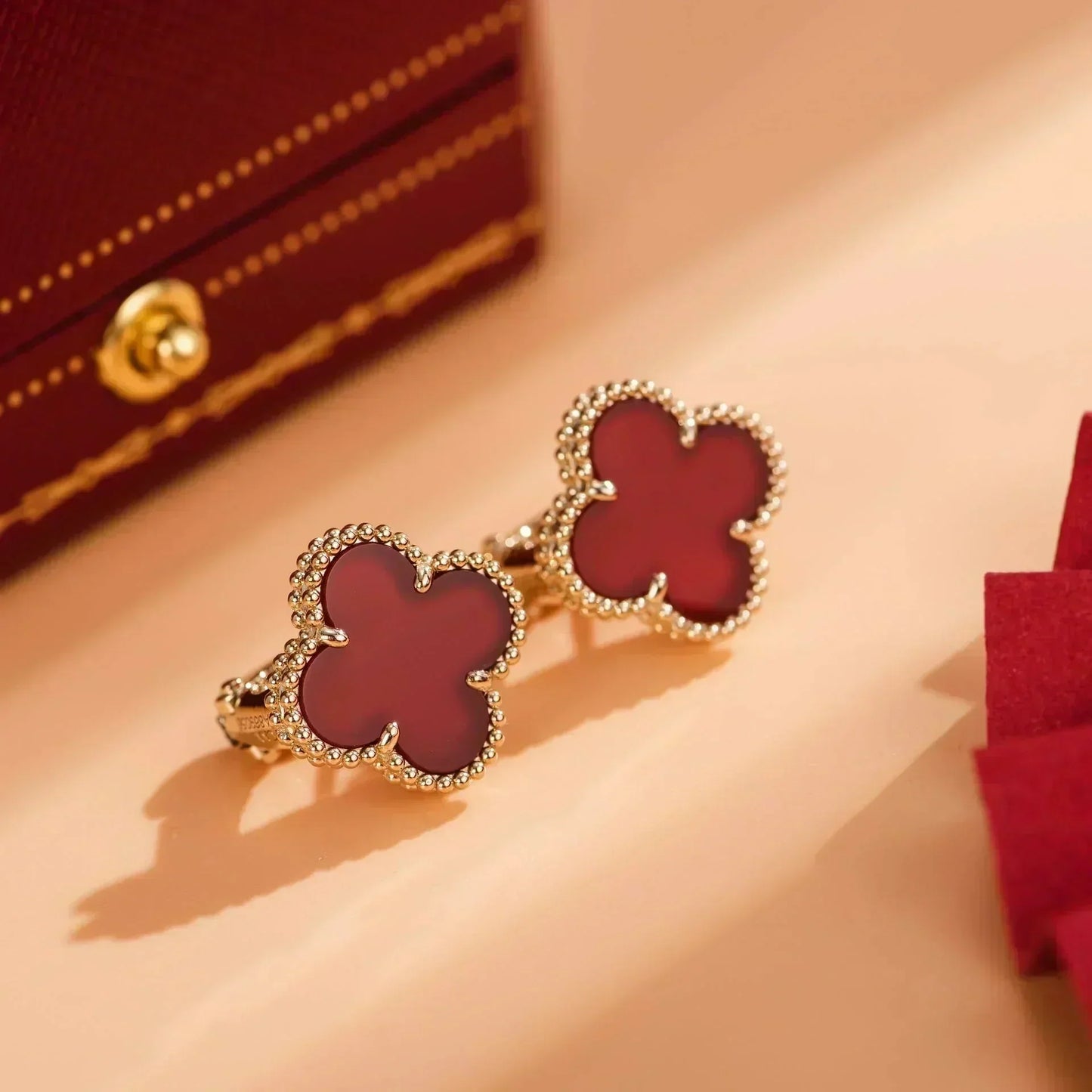[Radiant Gem]¯CLOVER MEDIUM 1 MOTIFS CARNELIAN  EARRINGS