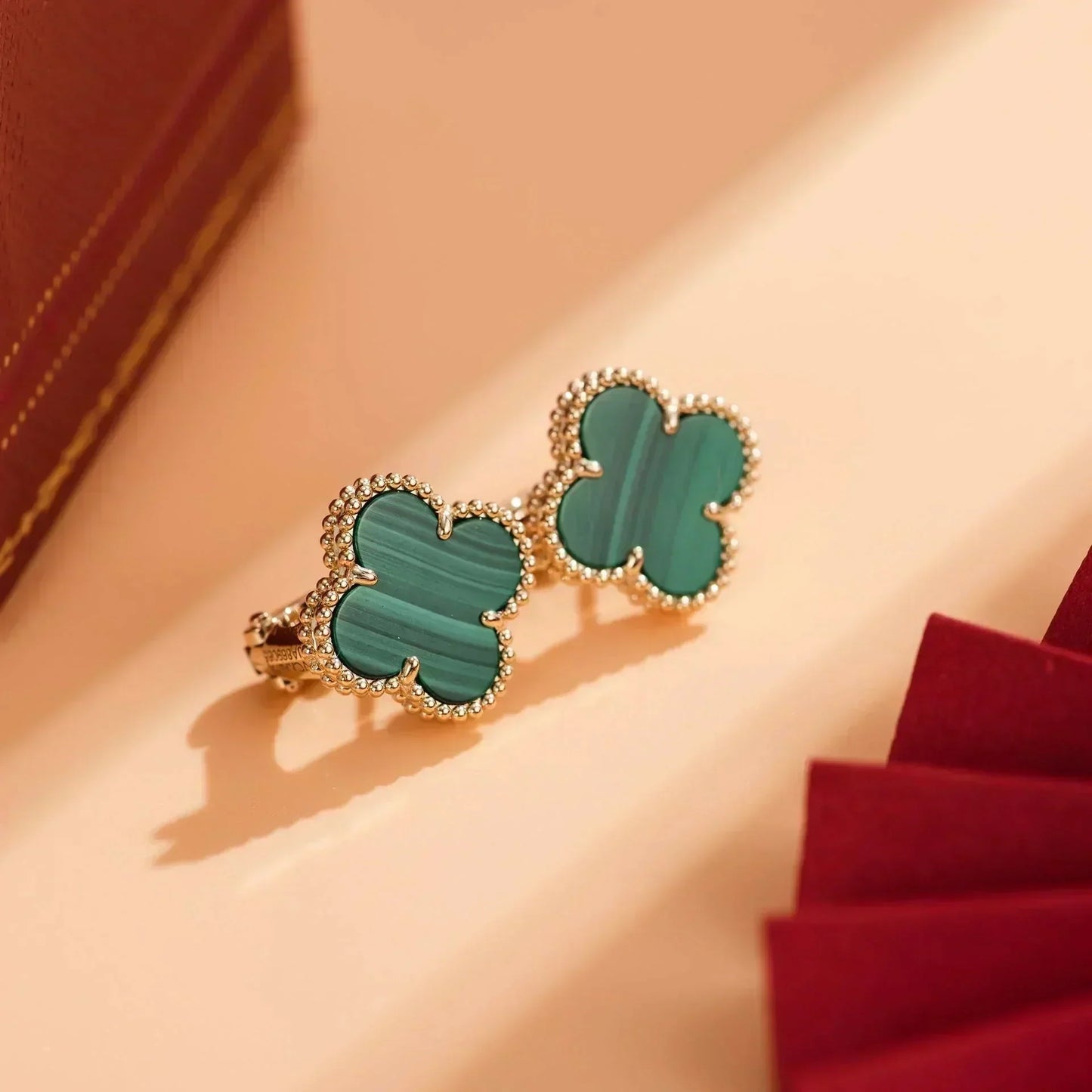[Radiant Gem]¯CLOVER MEDIUM 1 MOTIFS MALACHITE  EARRINGS