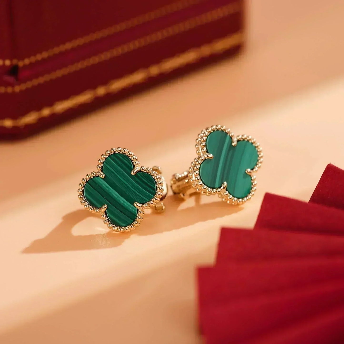 [Radiant Gem]¯CLOVER MEDIUM 1 MOTIFS MALACHITE  EARRINGS