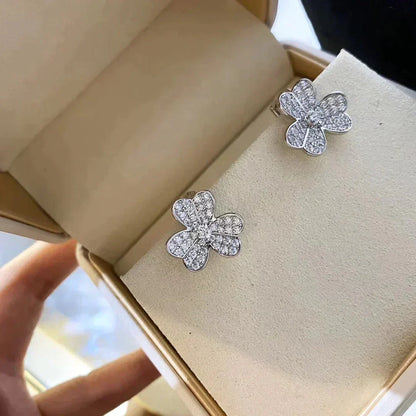[Radiant Gem]¯CLOVER COMOS DIAMOND EARRINGS SILVER