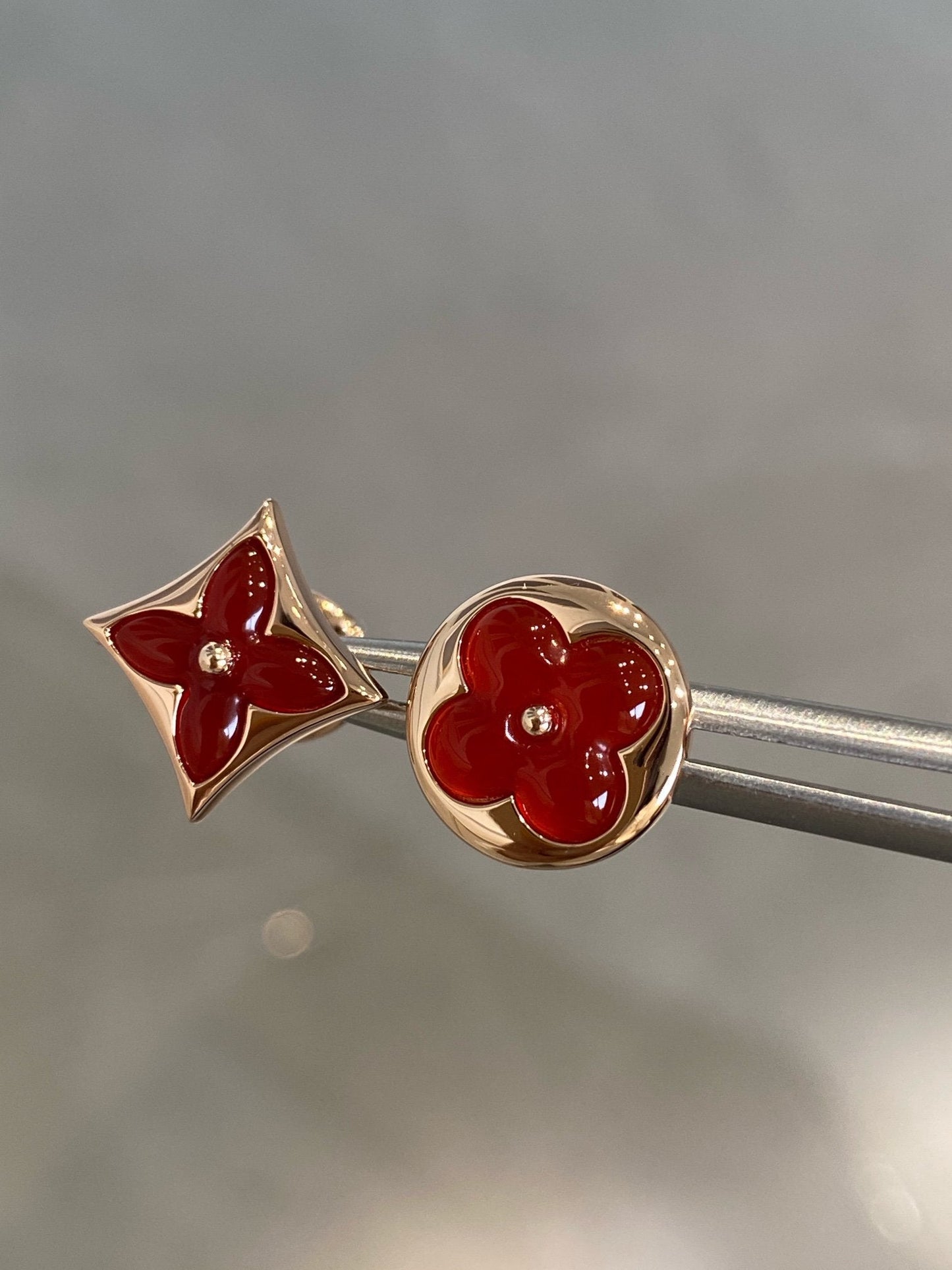 [Radiant Gem]¯STAR AND SUN PINK GOLD CARNELIAN STUD EARRINGS