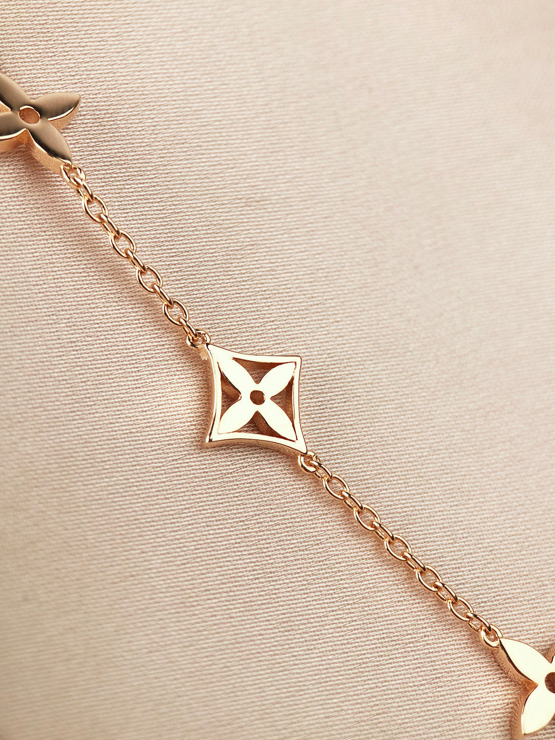 [Radiant Gem]¯STAR AND SUN 7 MOTIFS GOLD BRACELET
