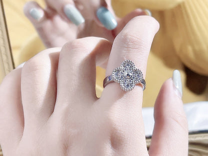 [Radiant Gem]¯CLOVER DIAMOND RING