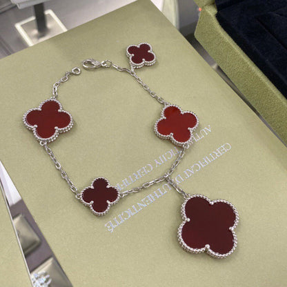[Radiant Gem]¯CLOVER 5 MOTIFS SIVLER CARNELIAN BRACELET