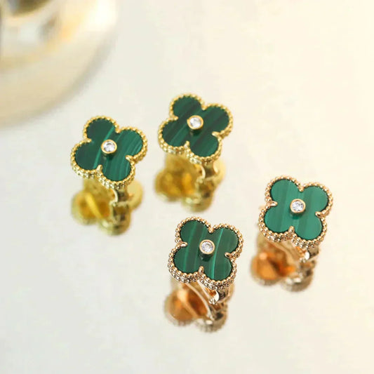 [Radiant Gem]¯CLOVER MEDIUM 1 MOTIFS MALACHITE DIAMOND EARRINGS