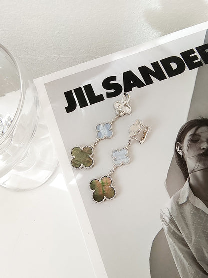 [Radiant Gem]¯CLOVER 3 MOTIFS CHALCEDONY DARK MOP SILVER EARRINGS