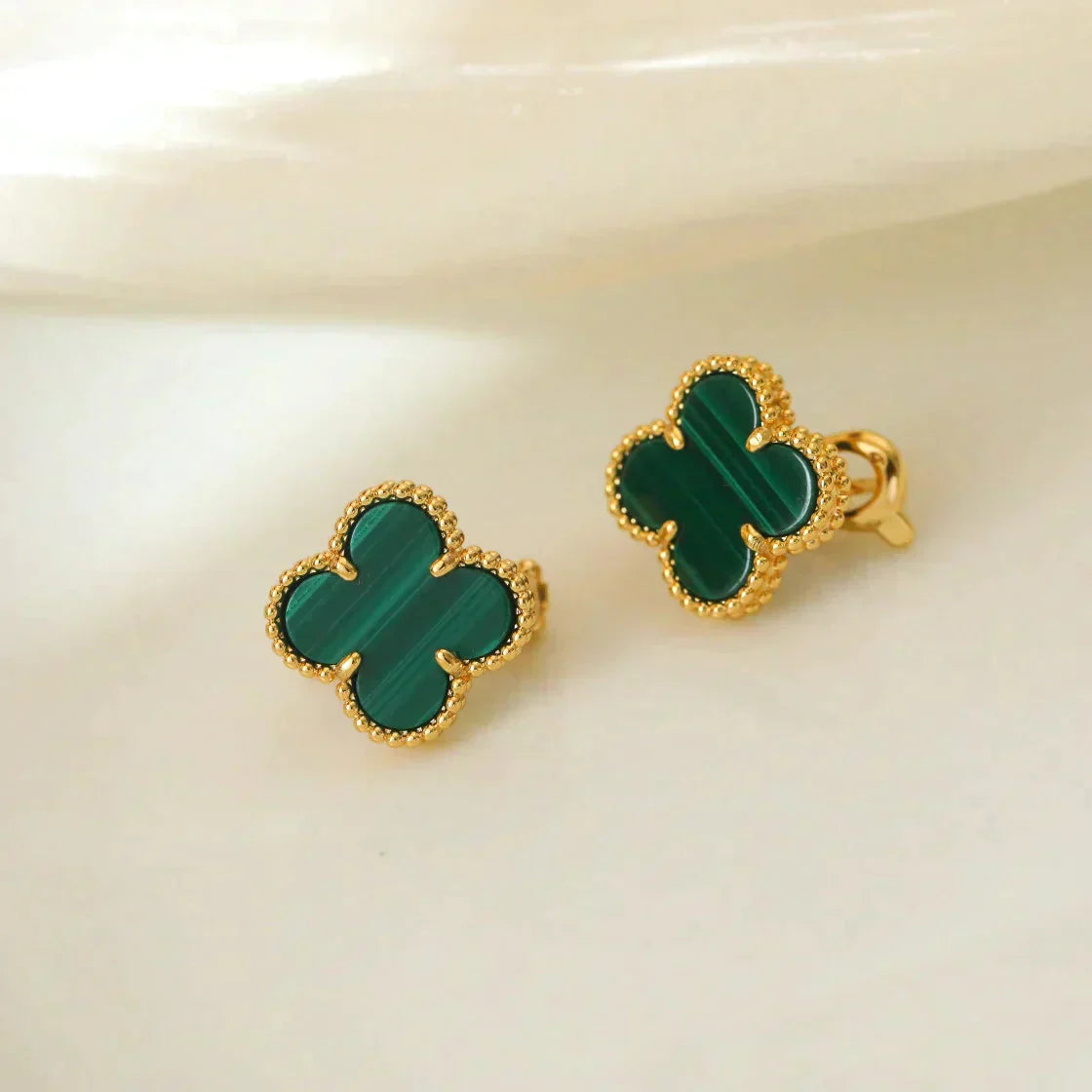 [Radiant Gem]¯CLOVER MEDIUM 1 MOTIFS MALACHITE  EARRINGS