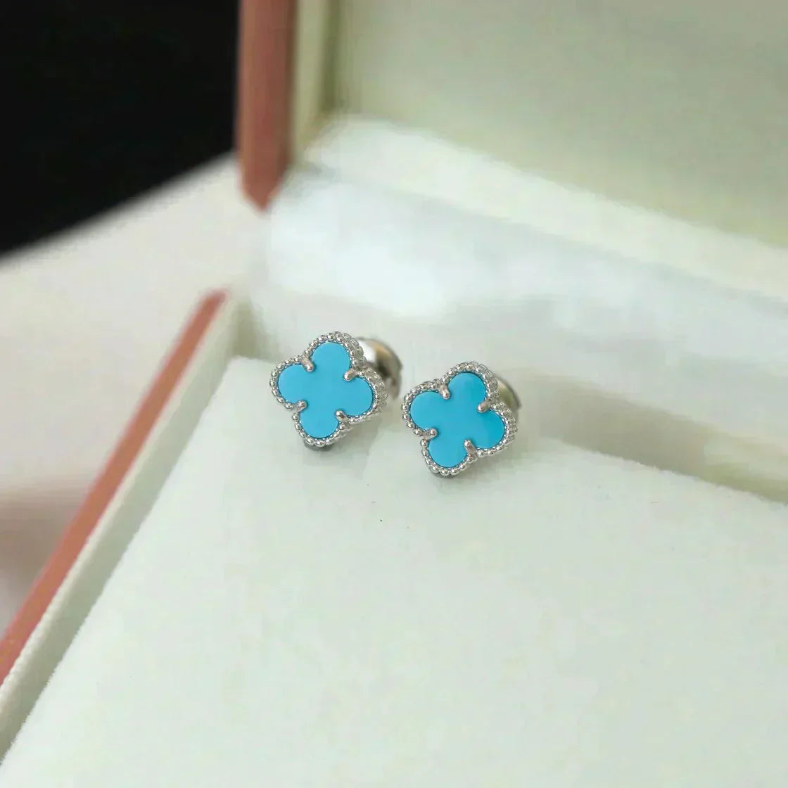 [Radiant Gem]¯CLOVER MINI 9.5MM ONYX STUD EARRINGS SILVER