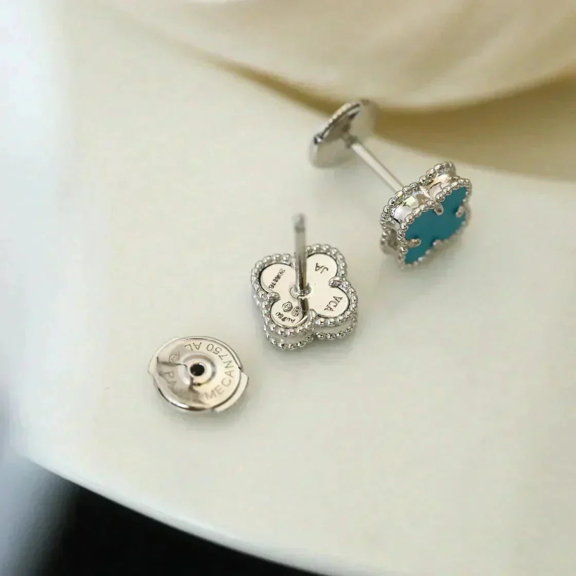 [Radiant Gem]¯CLOVER MINI 9.5MM ONYX STUD EARRINGS SILVER