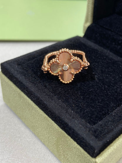 [Radiant Gem]¯CLOVER RIVERSIBLE ROSE GOLD RING