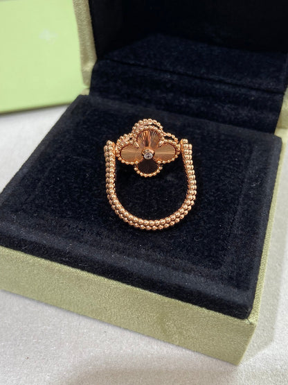 [Radiant Gem]¯CLOVER RIVERSIBLE ROSE GOLD RING