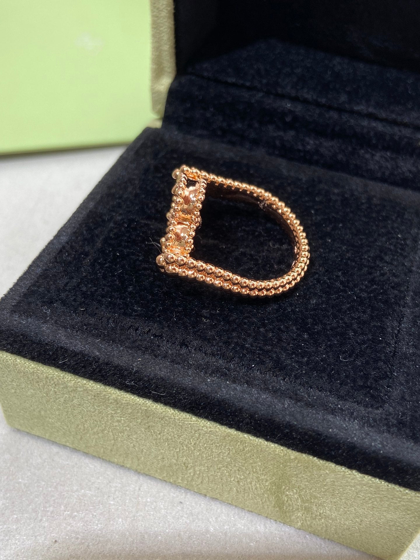 [Radiant Gem]¯CLOVER RIVERSIBLE ROSE GOLD RING