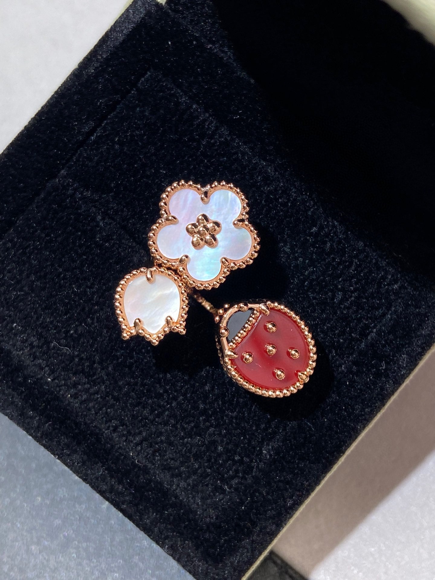 [Radiant Gem]¯LUCKY 3 MOTIF ROSE GOLD RING