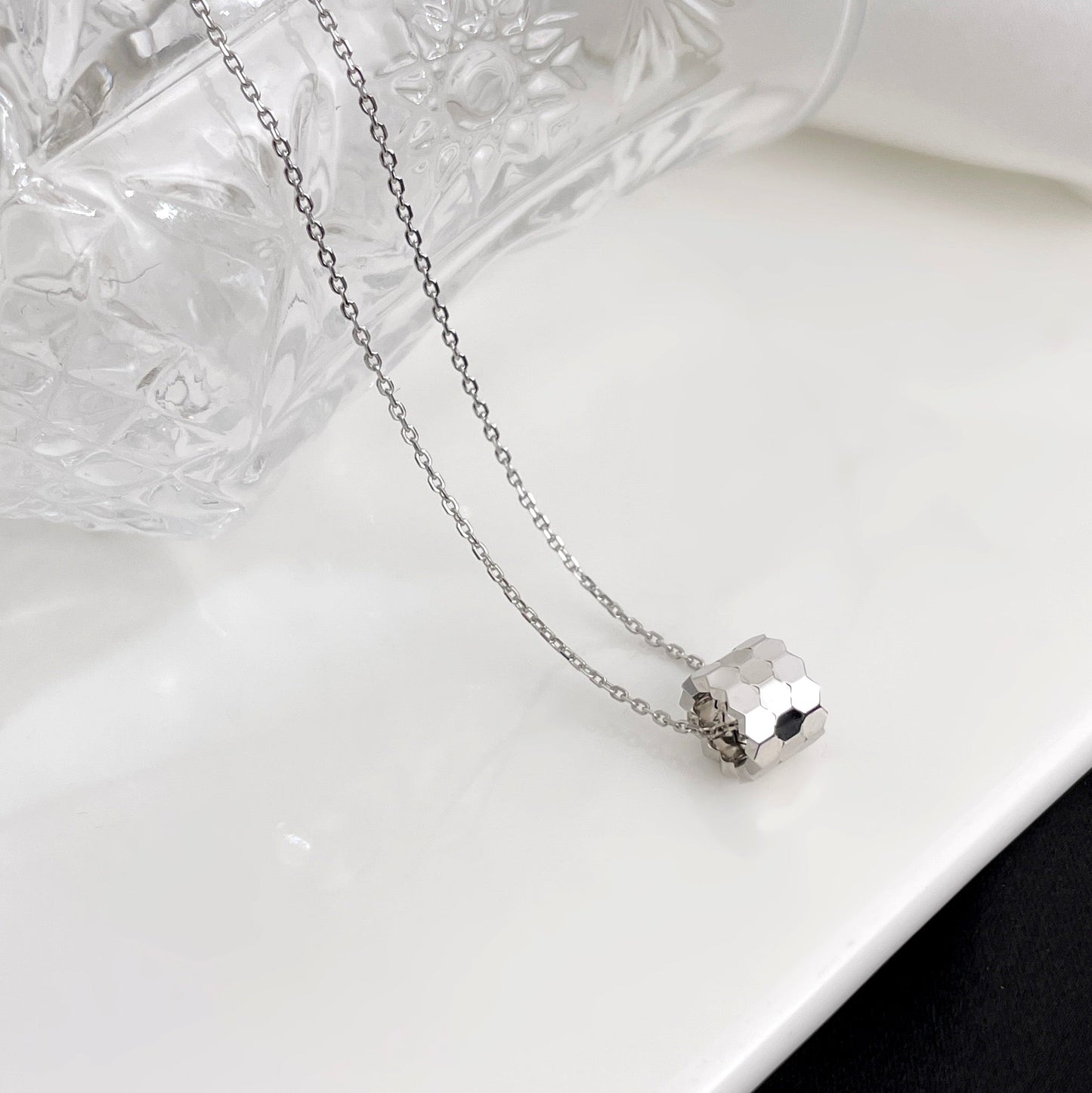[Radiant Gem]¯BEE MINI NECKLACE