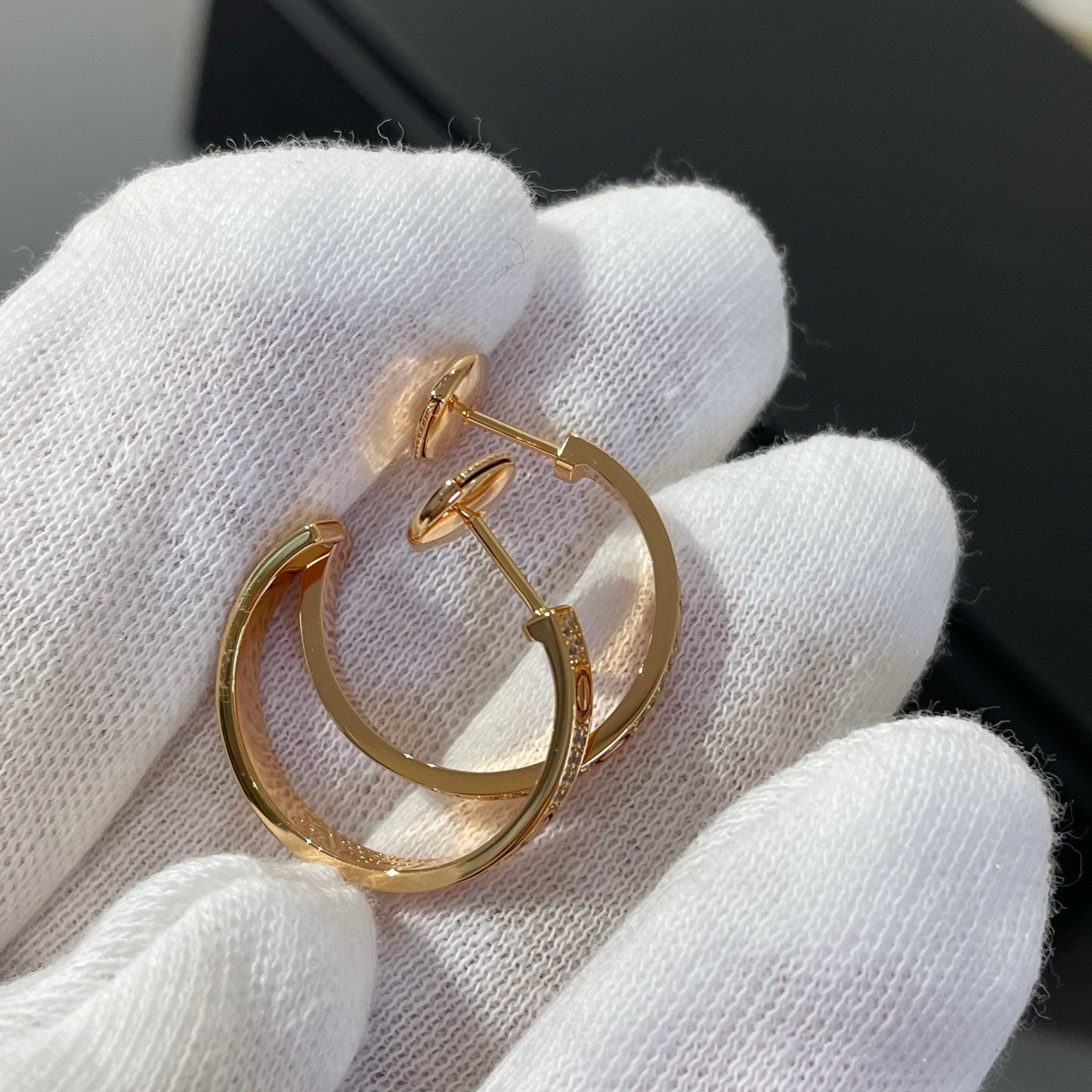 [Radiant Gem]¯LOVE DIAMOND PINK GOLD HOOP EARRINGS