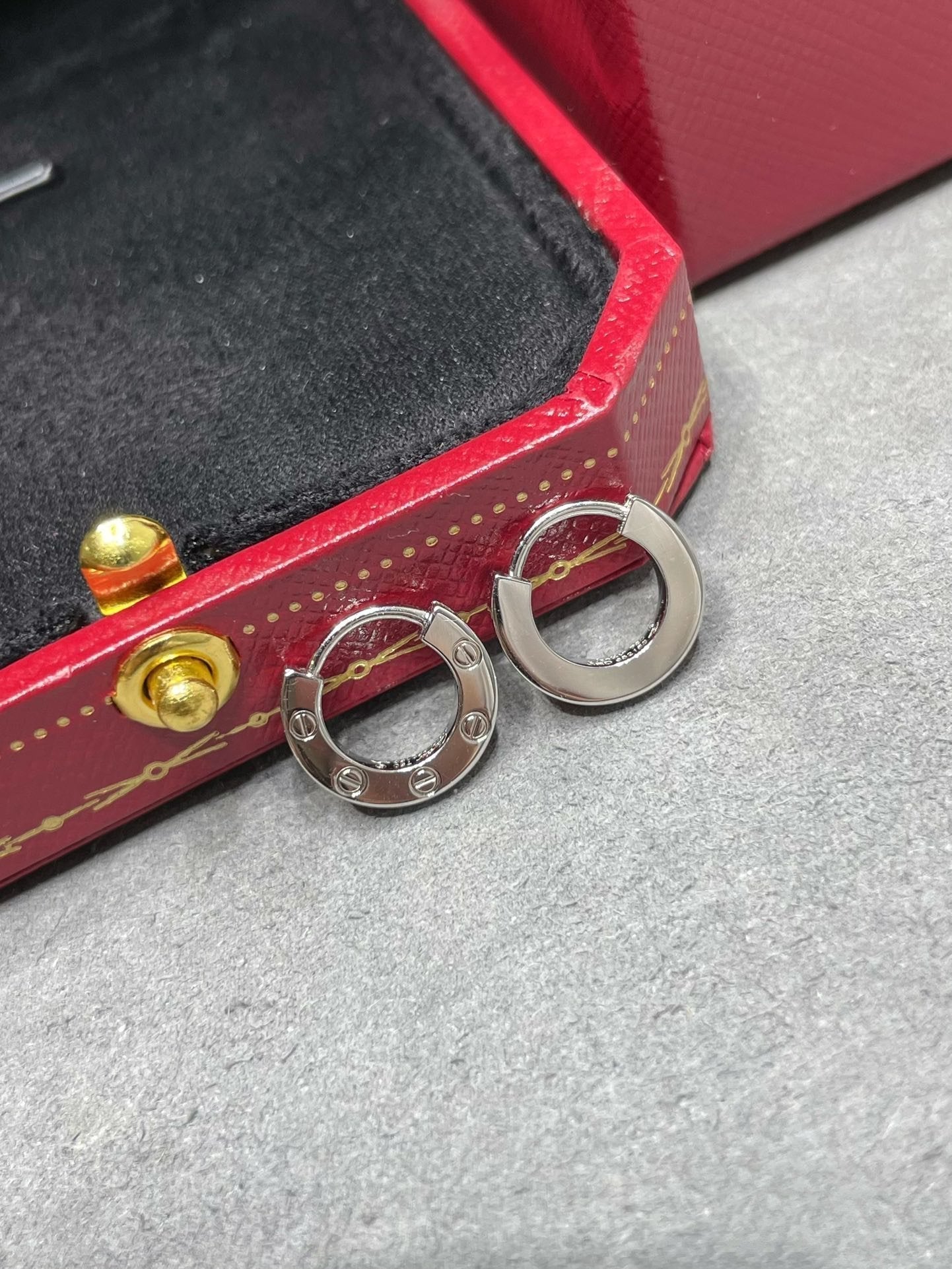 [Radiant Gem]¯LOVE MINI EARRINGS