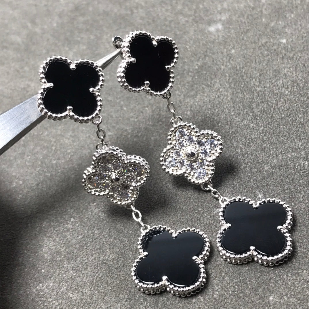 [Radiant Gem]¯CLOVER 3 MOTIF DIAMOND ONYX SILVER EARRINGS