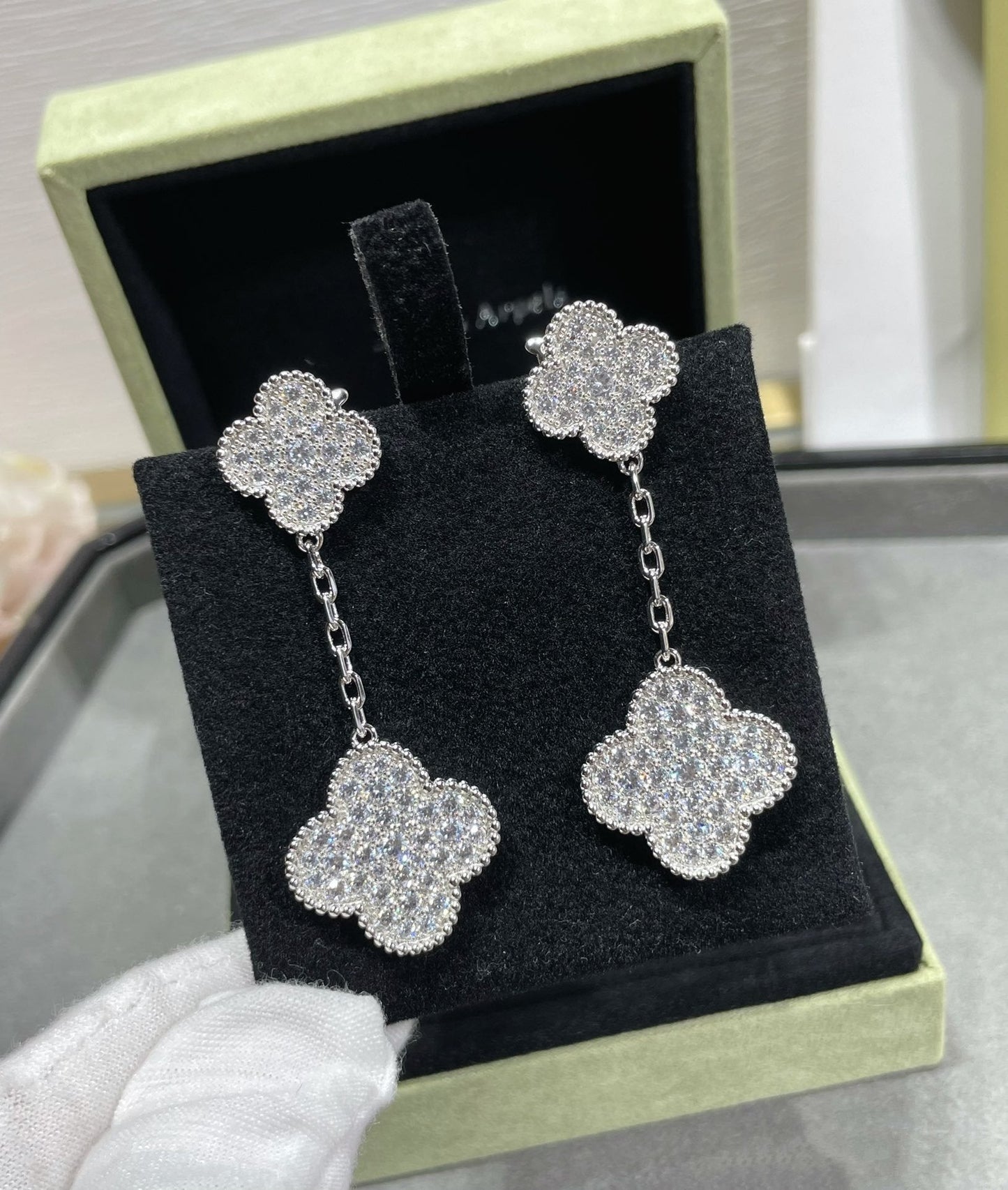 [Radiant Gem]¯CLOVER 2 MOTIFS DIAMOND PAVED SILVER EARRINGS