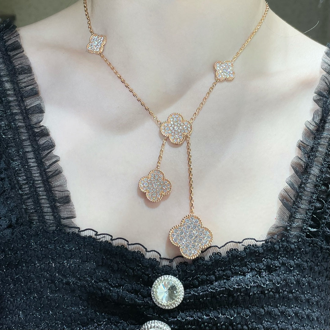 [Radiant Gem]¯CLOVER 6 MOTIF DIAMOND PAVED NECKLACE