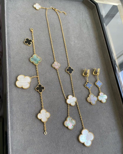 [Radiant Gem]¯CLOVER 3 MOTIF MOP ONYX DARK MOP PINK GOLD EARRINGS