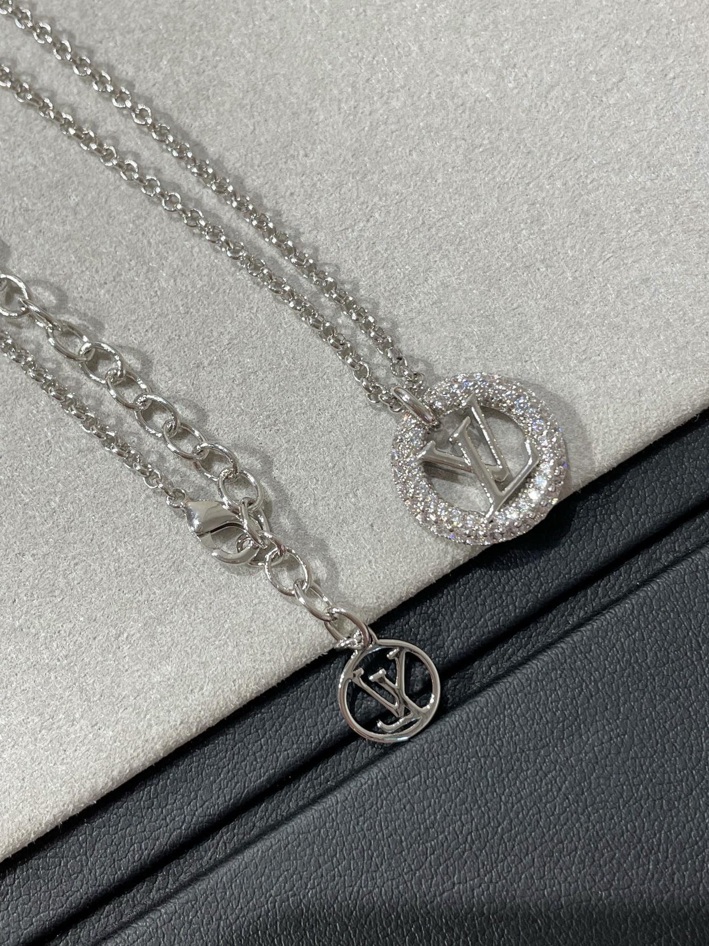 [Radiant Gem]¯BY NIGHT DIAMOND PAVED NECKLACE