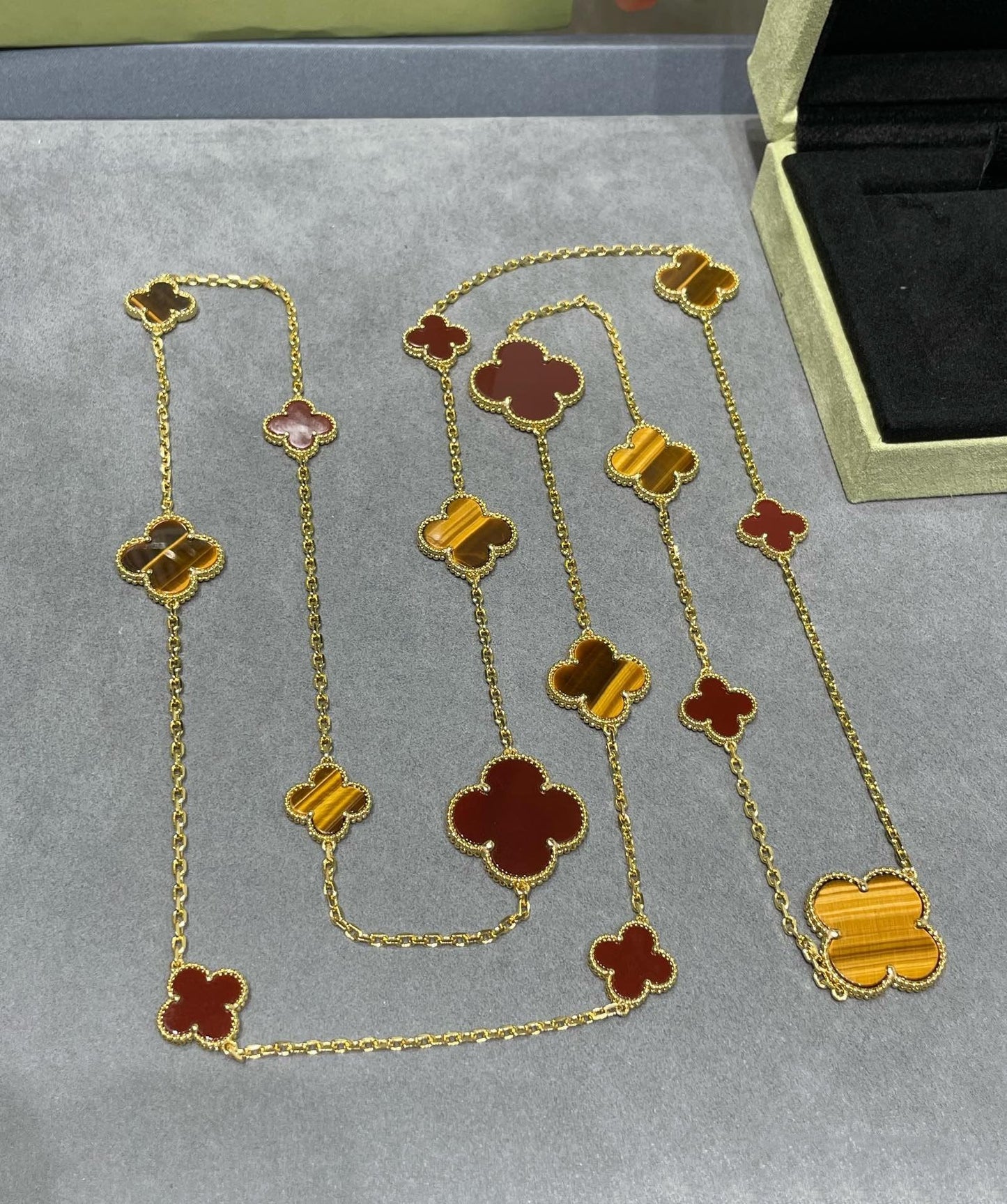 [Radiant Gem]¯CLOVER 16 MOTIF CARNELIAN TIGER EYE ROSE GOLD NECKLACE