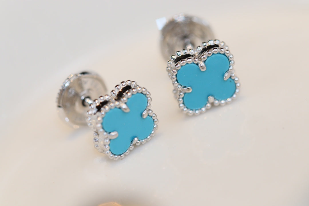 [Radiant Gem]¯CLOVER MINI TURQUOISE SILVER STUD EARRINGS