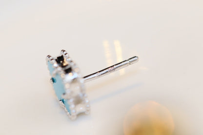 [Radiant Gem]¯CLOVER MINI TURQUOISE SILVER STUD EARRINGS