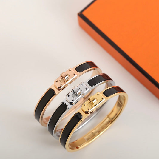 [Radiant Gem]¯HM KELLY BLACK BRACELET