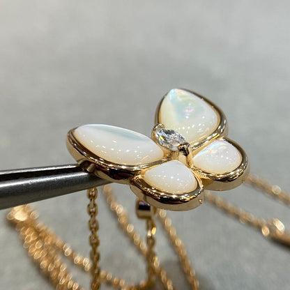[Radiant Gem]¯BUTTERFLY MOP DIAMOND NECKLACE