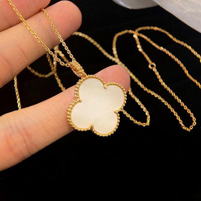 [Radiant Gem]¯CLOVER 25MM MOP LARGE PENDANT NECKLACE