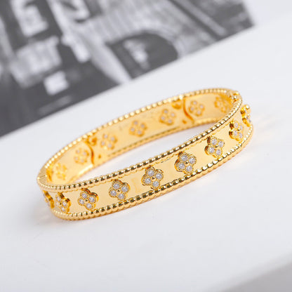 [Radiant Gem]¯CLOVER BRACELET 8MM DIAMONDS