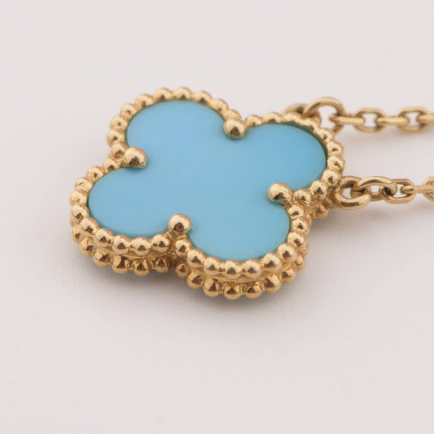 [Radiant Gem]¯CLOVER 15MM VINTAGE TURQUOISE NECKLACE