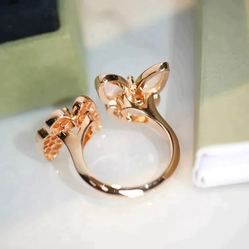 [Radiant Gem]¯TWIN BUTTERFLY DIAMOND MOP RING
