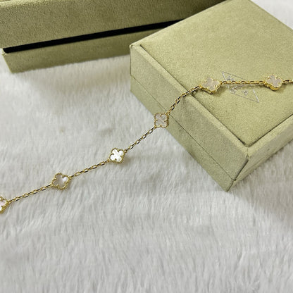 [[Radiant Gem]¯]CLOVER 6 MOTIF WHITE MOP BRACELET